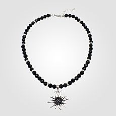 Collier en perles de verre avec pendentif edelweiss noir