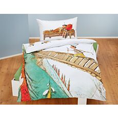 Linge de lit avec Schellen-Ursli sur pont de bois