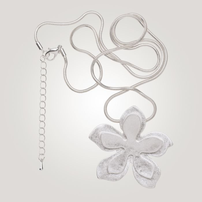 Image of Kette mit Anhänger Blüte, silber bei Lehner Versand Schweiz