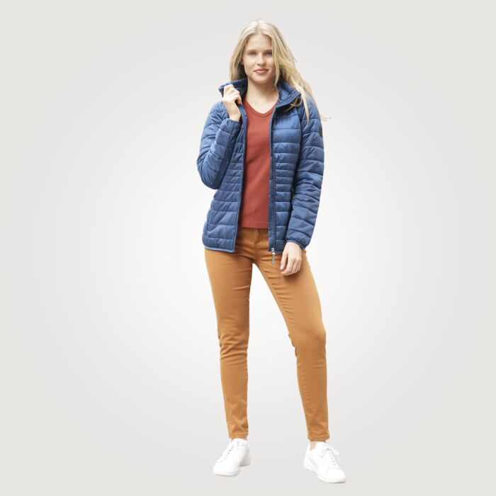 Steppjacke mit abnehmbarer Kapuze