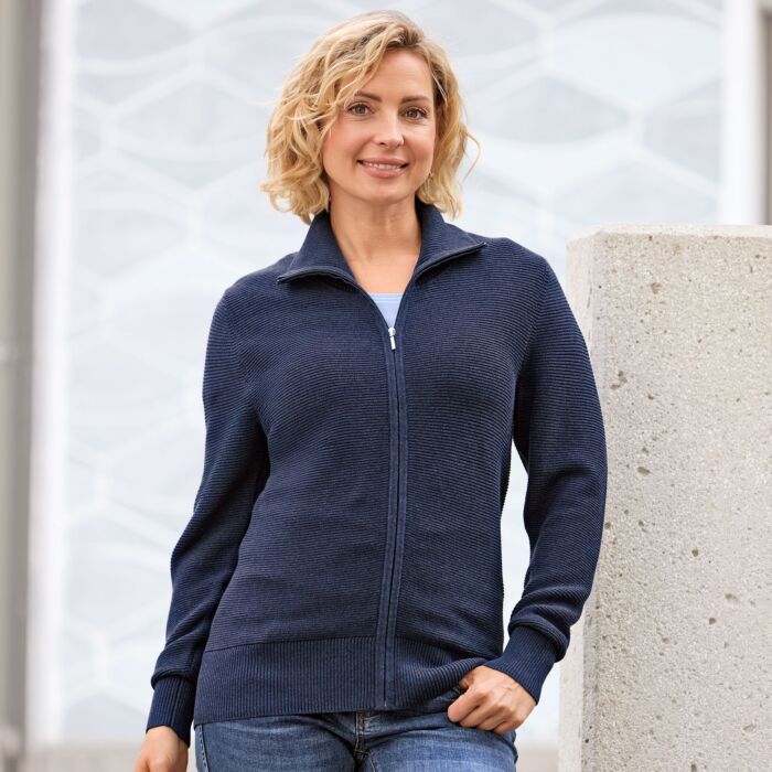 Strickjacke in Rippenstruktur von Beverly