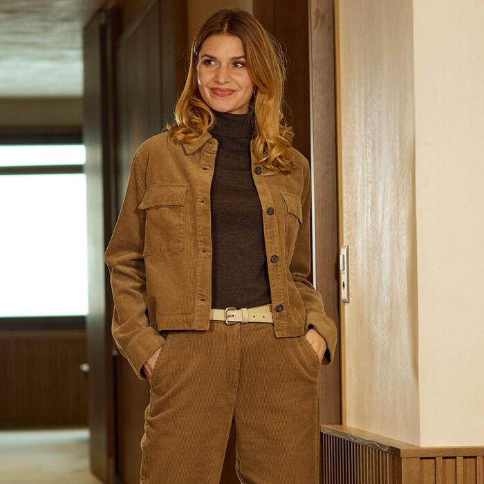 Veste courte en velours côtelé
