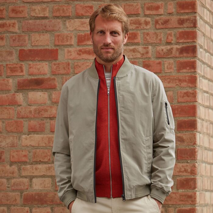 Blouson léger pour hommes au look sportif