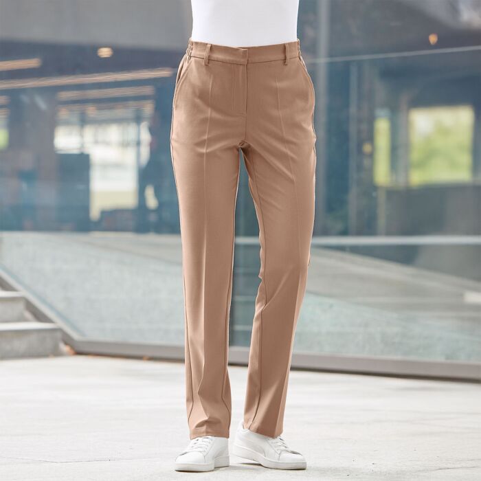 Pantalon de costume ajusté avec plis marqués