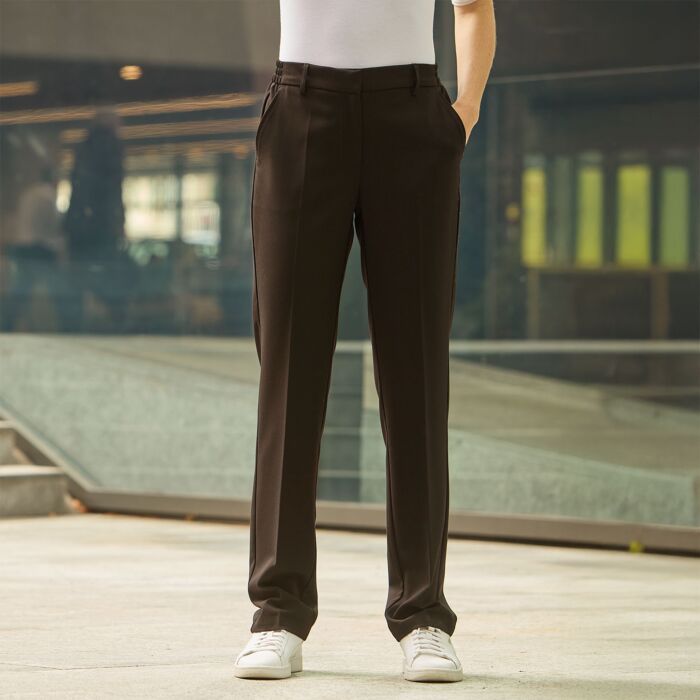 Pantalon de costume ajusté avec plis marqués