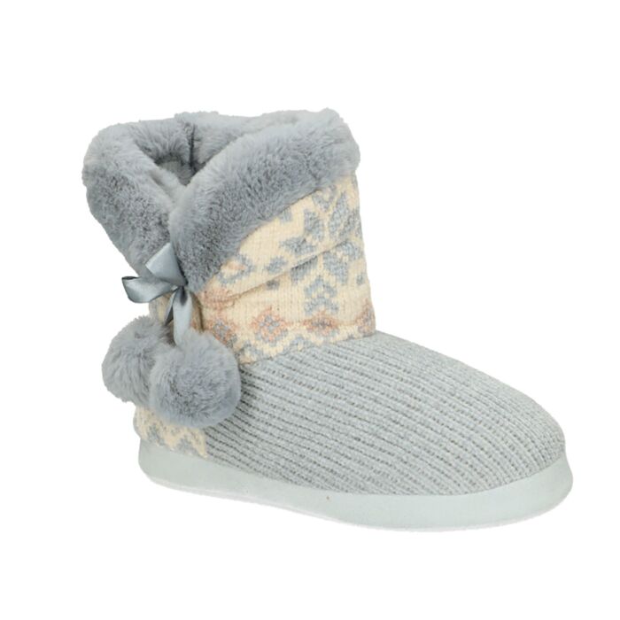 Wohlfühlschuh für Sie aus weichem Strickmaterial