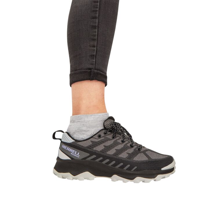 Merrell Speed ECO Outdoor- und Wanderschuh und Socken für Damen