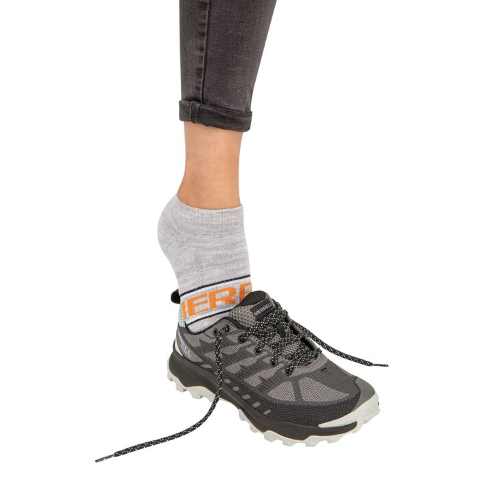 Merrell Speed ECO Outdoor- und Wanderschuh und Socken für Damen