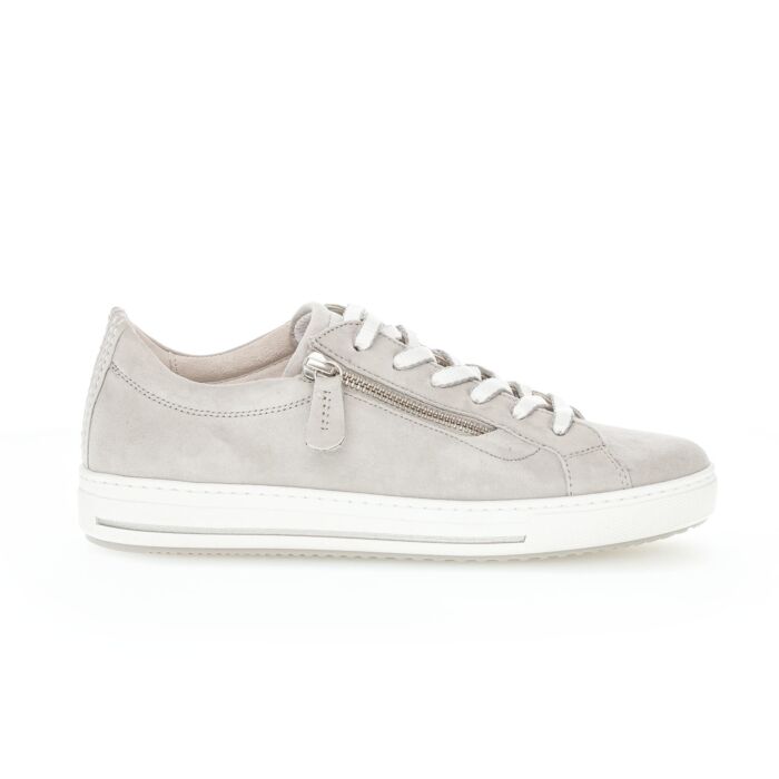 Sportiver Gabor Sneaker aus samtweichem Veloursleder hellgrau