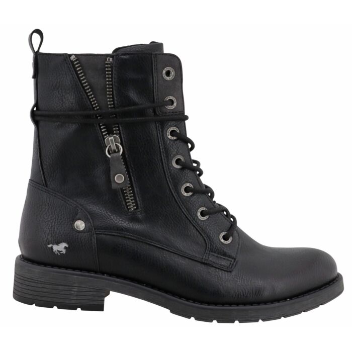 Trendige Mustang Schnürstiefelette aus pflegeleichtem Softmaterial schwarz
