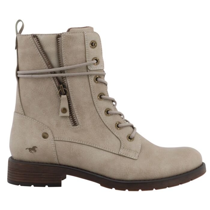 Trendige Mustang Schnürstiefelette aus pflegeleichtem Softmaterial offwhite