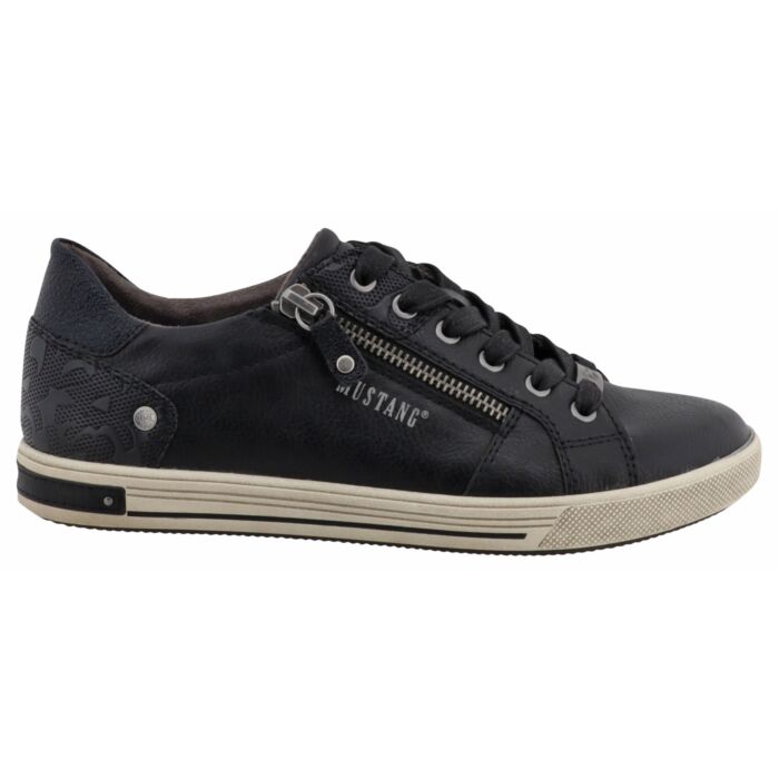 Trendiger MUSTANG Sneaker main product photo