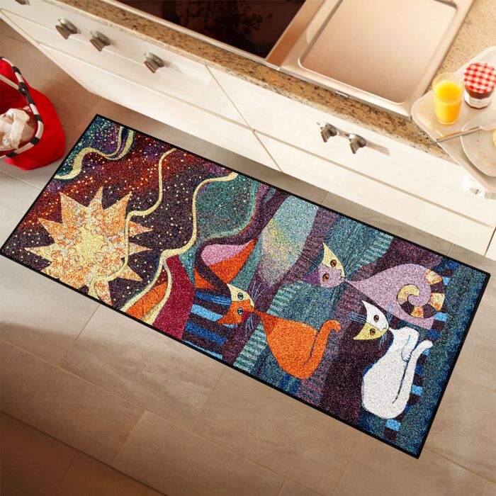 Efia Rosina Wachtmeister deurmat Lifestyle Le Onde 50x75 cm Deurmat wasbaar katten kleurrijk designer
