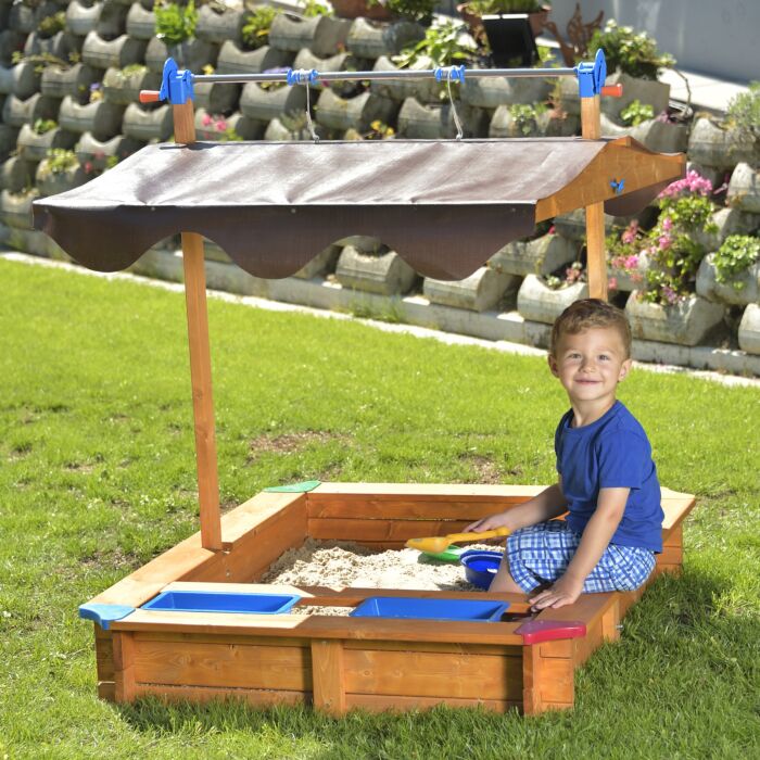Sandkasten Lea mit absenkbarem Dach und Matschfächern main product photo