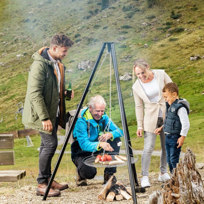 Nouvel Dreibein-Grill Adventure