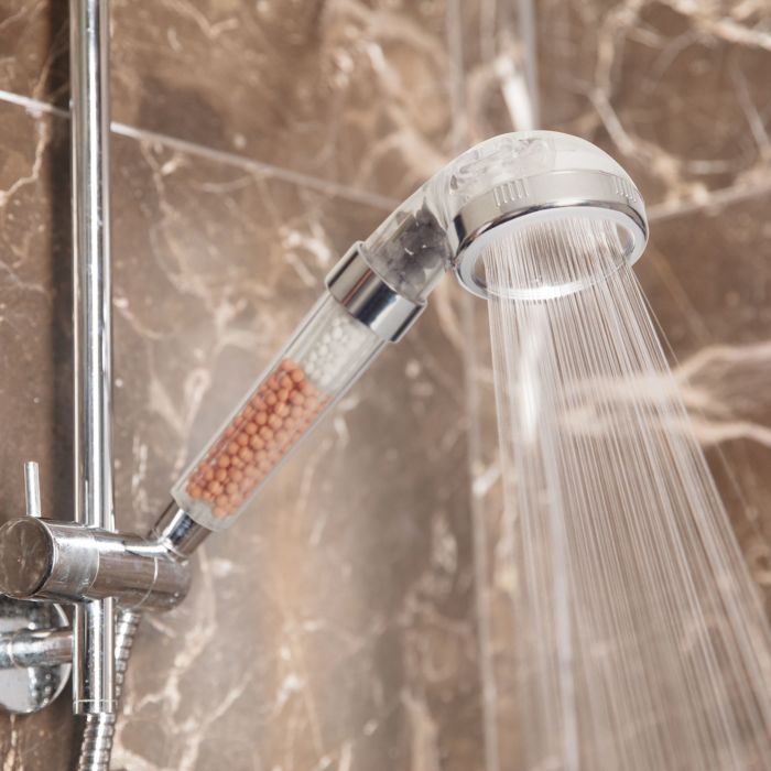 Image of Aquadon Shower Hero, Duschaufsatz mit Filtersystem bei Lehner Versand Schweiz
