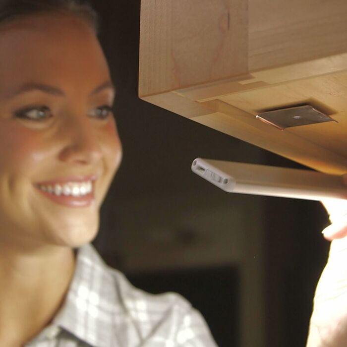 Handylux Slim Bright barre à Power-LED avec capteur de mouvement