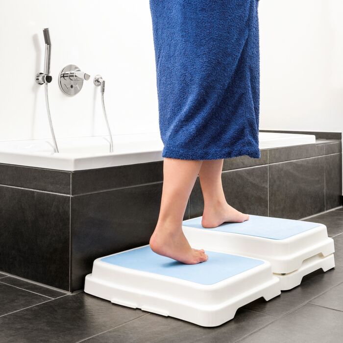 Marche d'accès à la baignoire
