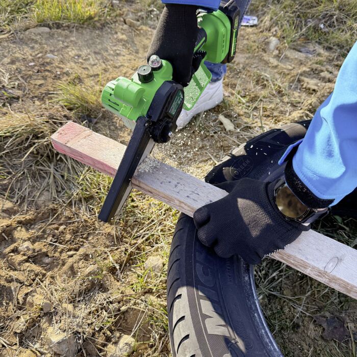 Tronçonneuse manuelle sans fil Hammersmith Pocket Saw Pro