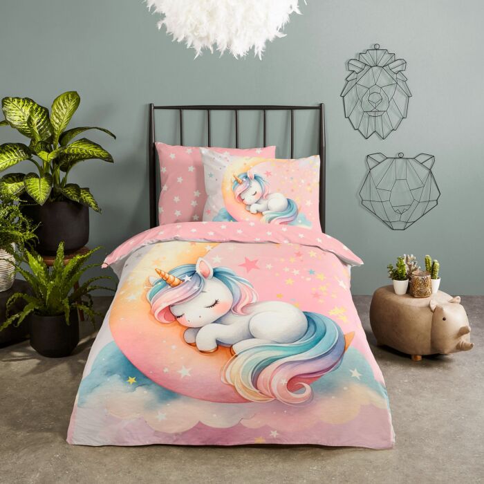 Linge de lit avec licorne sur un croissant de lune