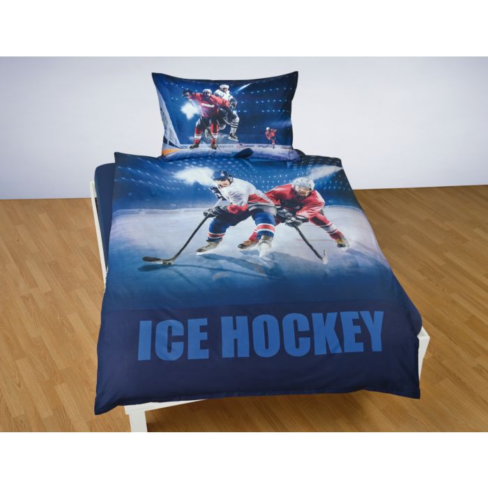 Bettwäsche mit Eishockeyspielern auf dem Eis main product photo