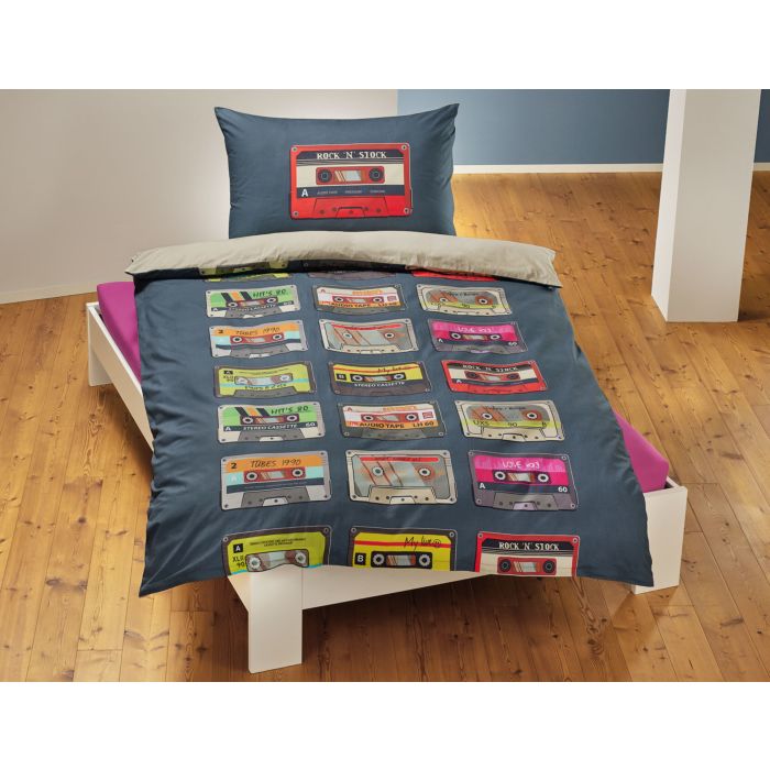 Image of Bettwäsche mit bunten Kassetten-Motiven auf dunklem Untergrund, schwarz, 65x100 cm / 160x210 cm bei Lehner Versand Schweiz