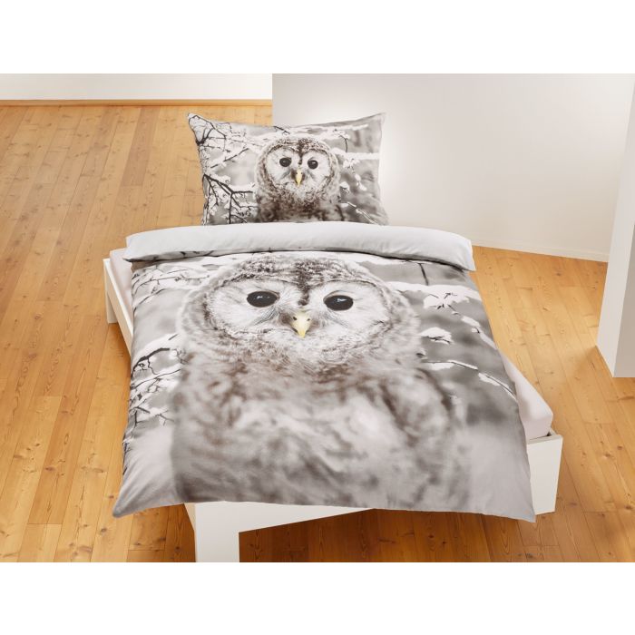 Image of Bettwäsche mit niedlicher Eule in Schneelandschaft, hellgrau, 65x100 cm / 160x210 cm bei Lehner Versand Schweiz