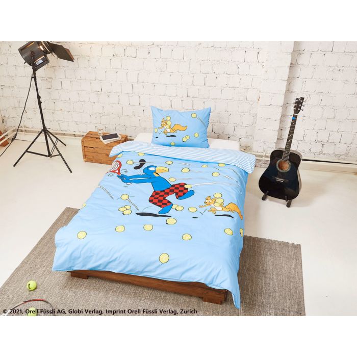 Image of Bettwäsche Globi beim Tennisspielen, hellblau, 65x100 cm / 160x210 cm bei Lehner Versand Schweiz