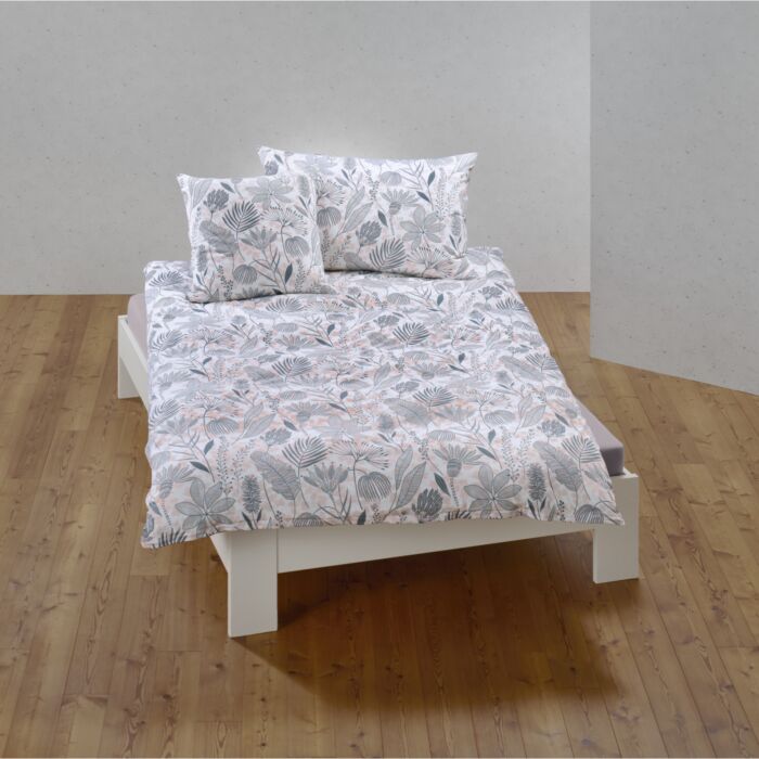 Linge de lit avec motif floral délicat