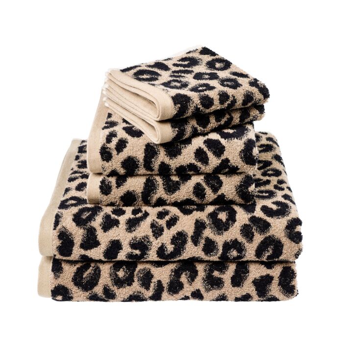 Frottierwäsche mit Leopardenmuster main product photo