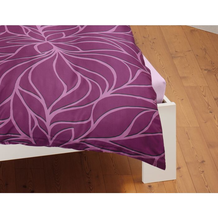 Draps-housses aux coloris assortis: cannelle, mûre
