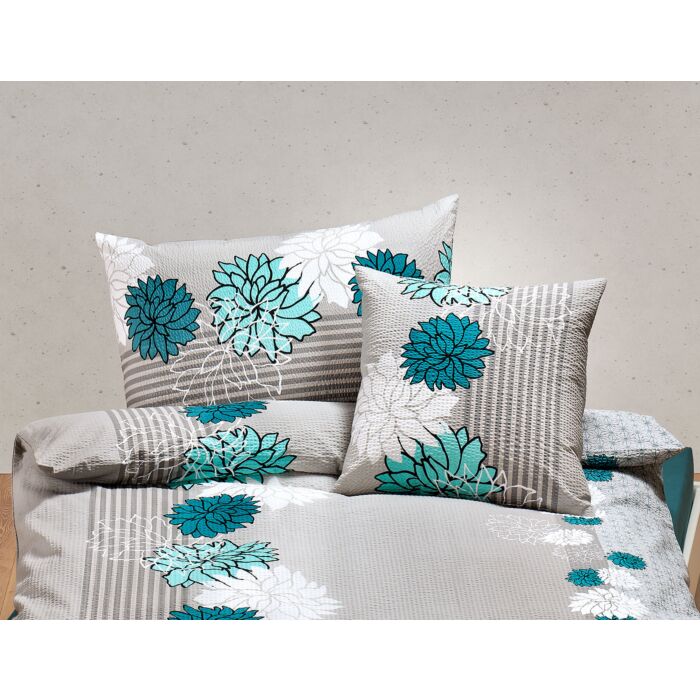 Linge de lit avec beau motif floral