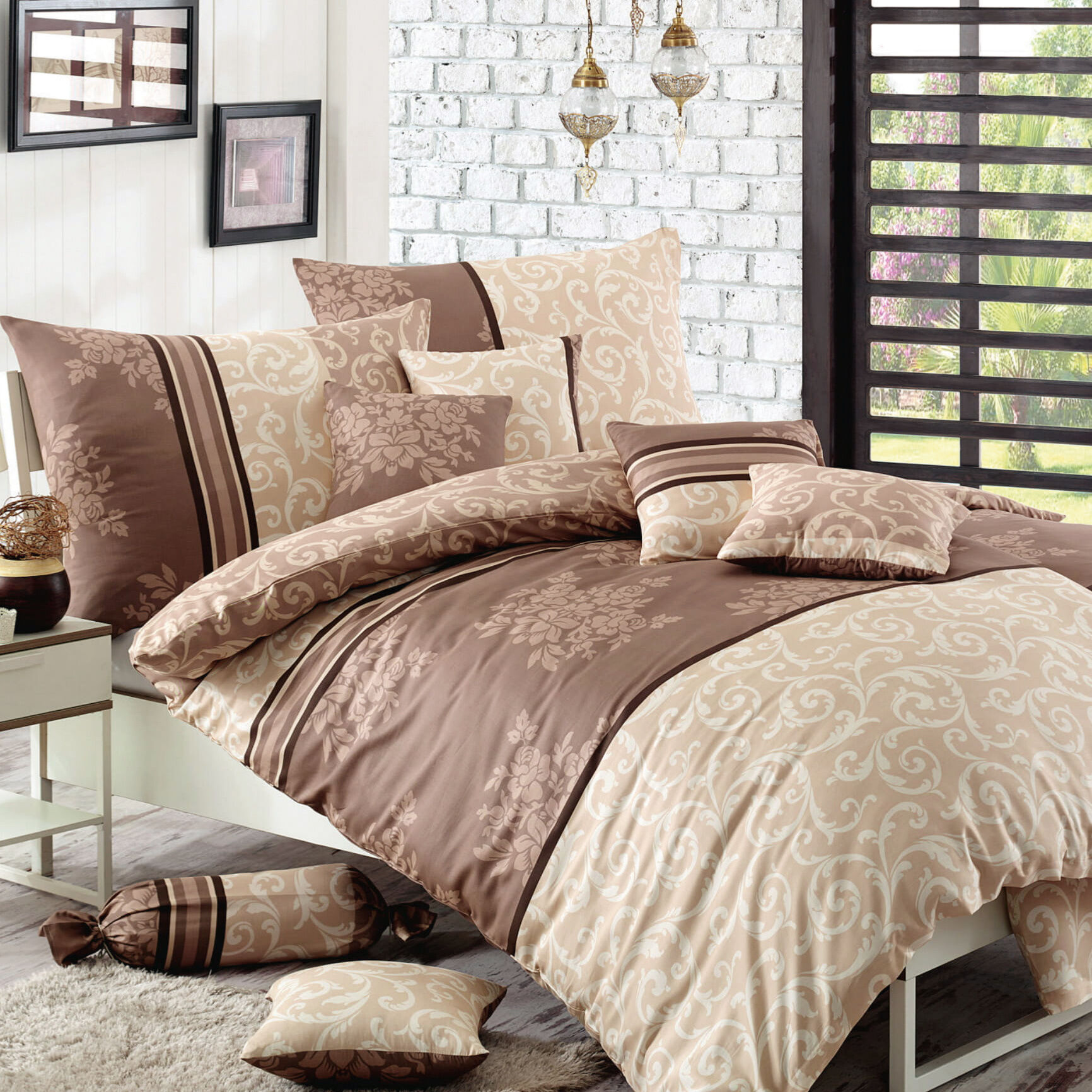 Bettwäsche mit feinem Blumen- und Ornamentmuster in braun und beige Tönen günstig ⋆ Lehner