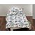 Linge de lit agrémenté d'un somptueux motif floral
